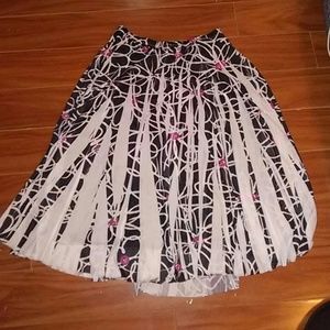 Flowery flowing skirt